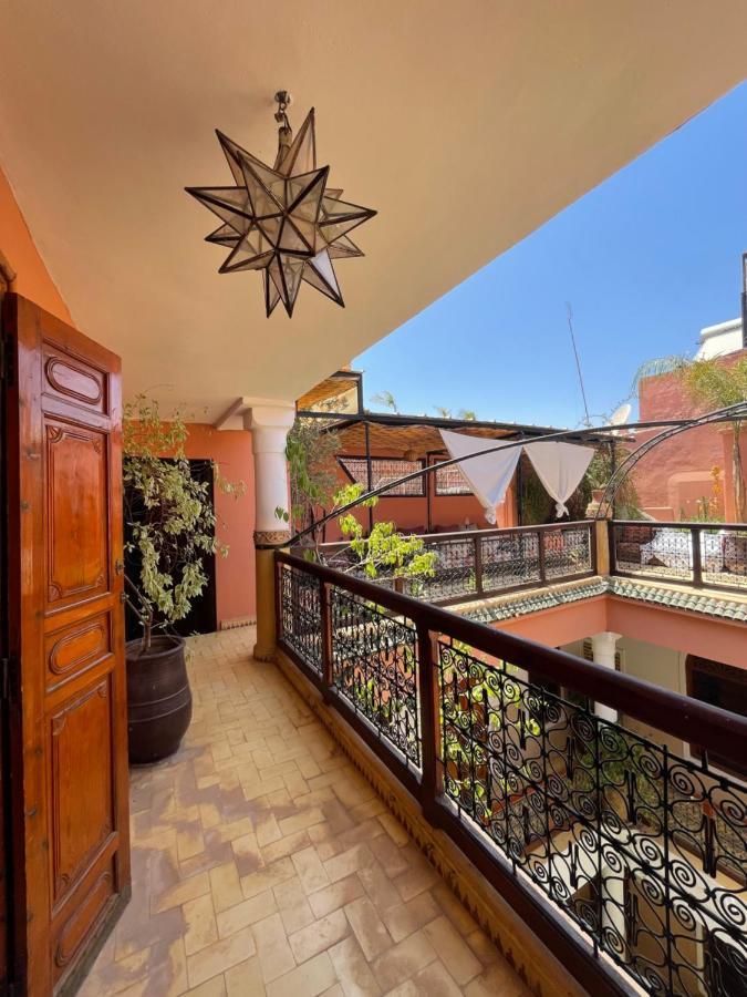 Riad La Calèche Marrakesh Exterior foto